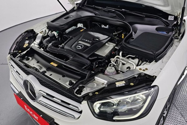 2021 Mercedes-Benz GLC с пробегом 69 674 км