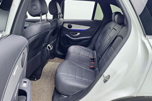 2021 Mercedes-Benz GLC с пробегом 69 674 км