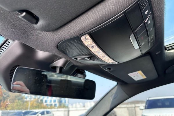 2021 Mercedes-Benz GLC с пробегом 53 241 км