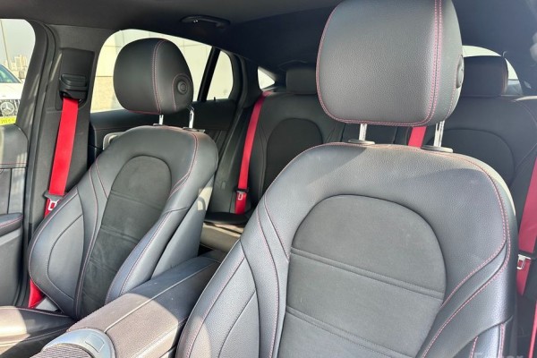 2021 Mercedes-Benz GLC с пробегом 53 241 км