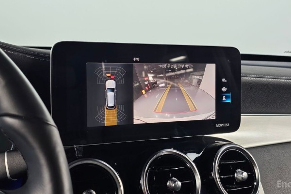 2021 Mercedes-Benz GLC с пробегом 69 674 км