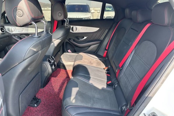 2021 Mercedes-Benz GLC с пробегом 53 241 км