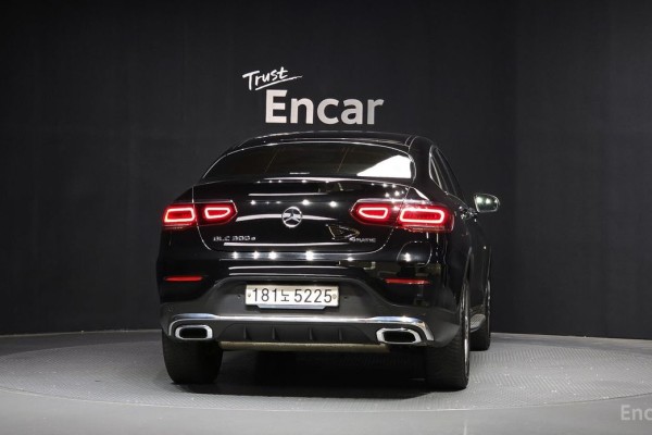 2021 Mercedes-Benz GLC с пробегом 74 895 км