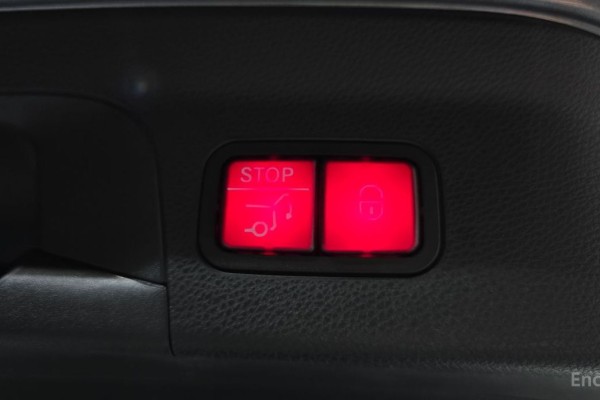 2021 Mercedes-Benz GLC с пробегом 50 023 км