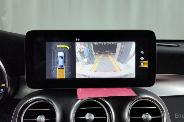 2021 Mercedes-Benz GLC с пробегом 74 895 км