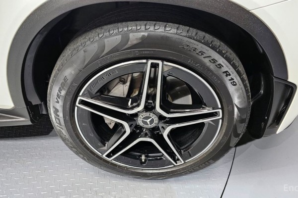 2022 Mercedes-Benz GLC с пробегом 53 967 км