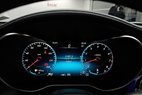 2022 Mercedes-Benz GLC с пробегом 53 967 км