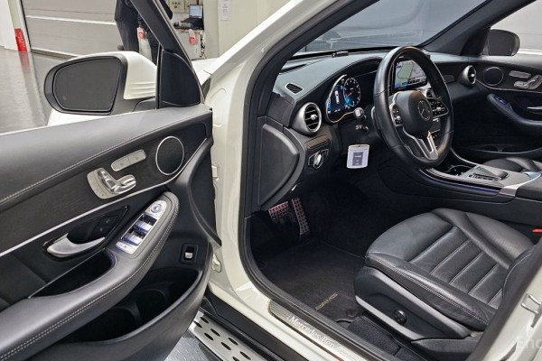 2022 Mercedes-Benz GLC с пробегом 53 967 км