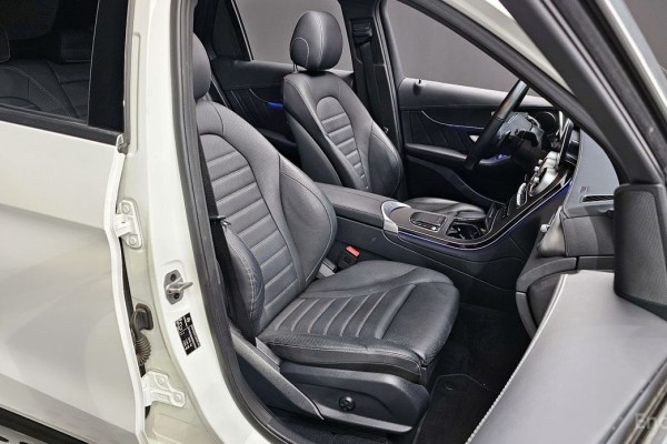 2022 Mercedes-Benz GLC с пробегом 53 967 км