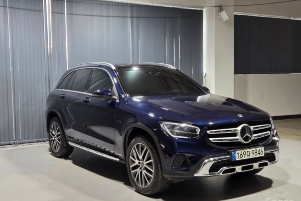 2021 Mercedes-Benz GLC с пробегом 61 872 км