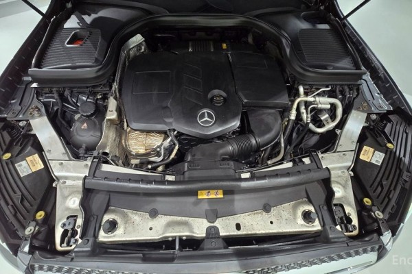 2021 Mercedes-Benz GLC с пробегом 92 757 км