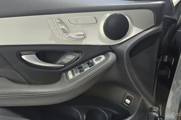 2021 Mercedes-Benz GLC с пробегом 92 757 км