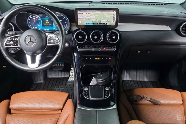 2021 Mercedes-Benz GLC с пробегом 132 273 км