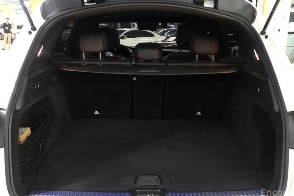 2021 Mercedes-Benz GLC с пробегом 43 000 км