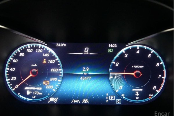 2021 Mercedes-Benz GLC с пробегом 43 000 км