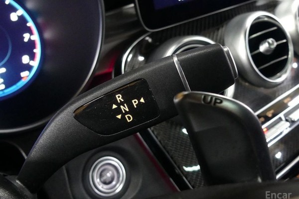 2021 Mercedes-Benz GLC с пробегом 43 000 км