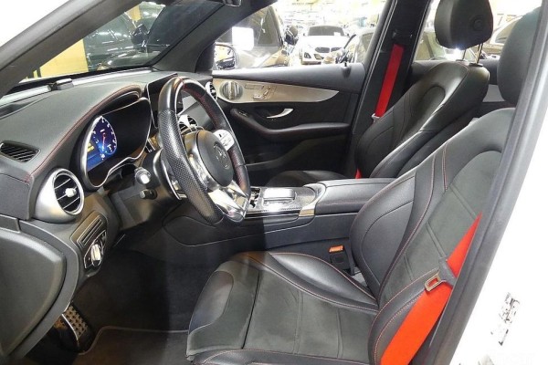 2021 Mercedes-Benz GLC с пробегом 43 000 км