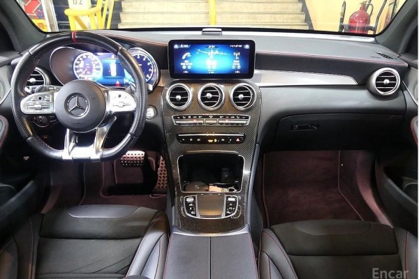 2021 Mercedes-Benz GLC с пробегом 43 000 км