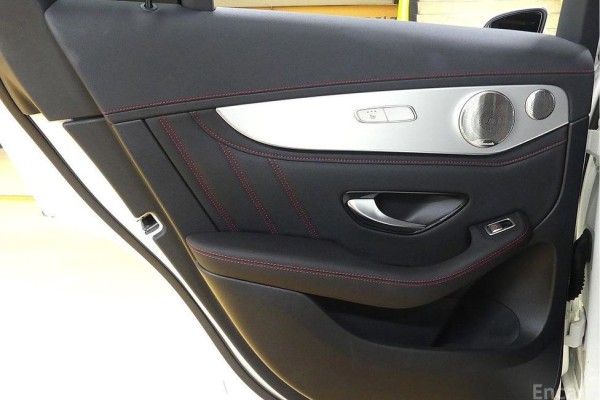 2021 Mercedes-Benz GLC с пробегом 43 000 км