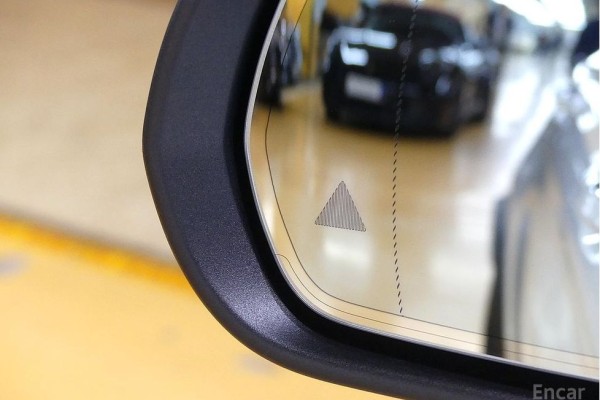 2021 Mercedes-Benz GLC с пробегом 43 000 км