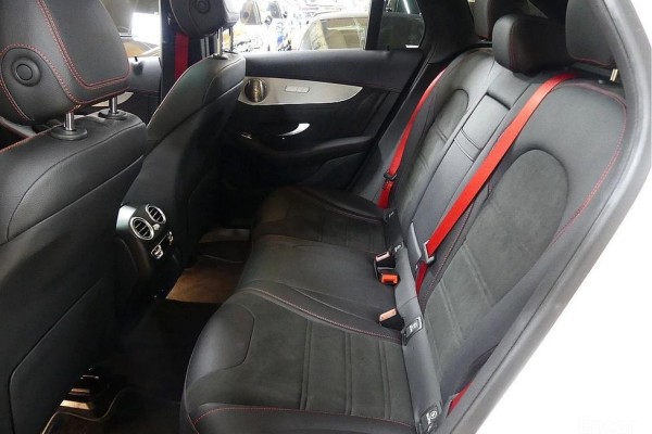 2021 Mercedes-Benz GLC с пробегом 43 000 км