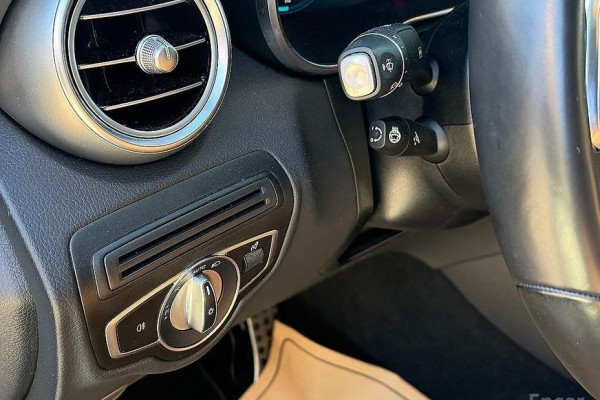 2021 Mercedes-Benz GLC с пробегом 40 957 км