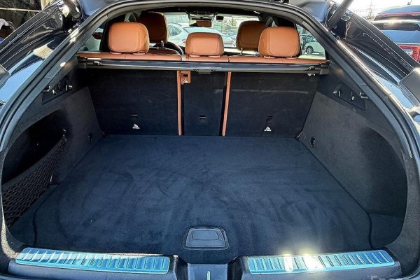 2021 Mercedes-Benz GLC с пробегом 40 957 км