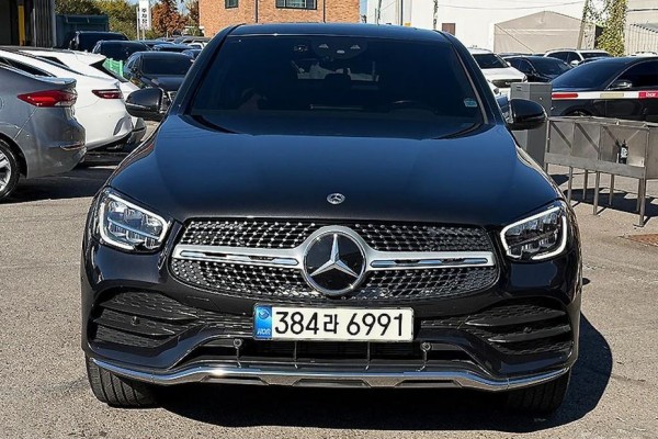 2021 Mercedes-Benz GLC с пробегом 40 957 км