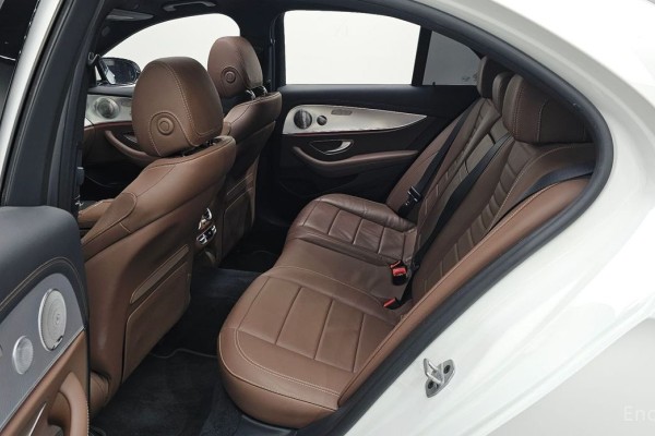 2021 Mercedes-Benz E-Класс с пробегом 69 489 км