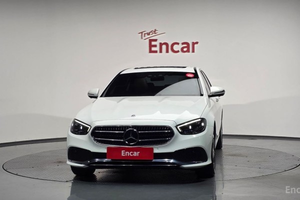 2022 Mercedes-Benz E-Класс с пробегом 53 272 км