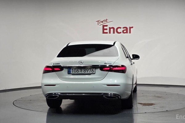 2022 Mercedes-Benz E-Класс с пробегом 53 272 км