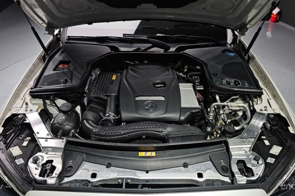 2022 Mercedes-Benz E-Класс с пробегом 47 374 км