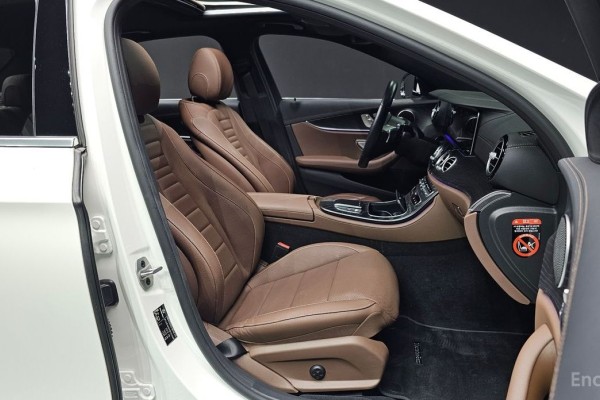 2022 Mercedes-Benz E-Класс с пробегом 47 374 км