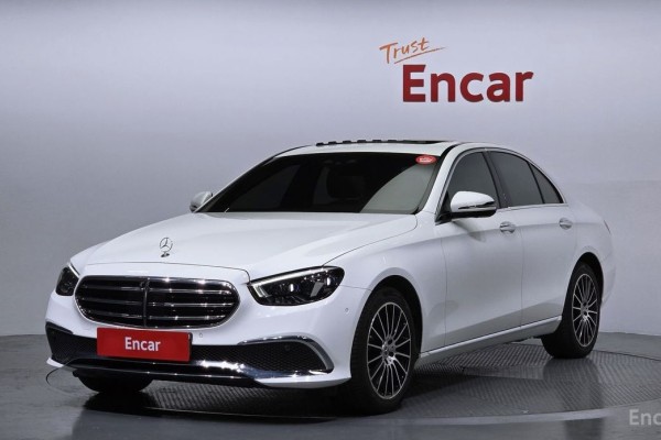 2022 Mercedes-Benz E-Класс с пробегом 54 532 км