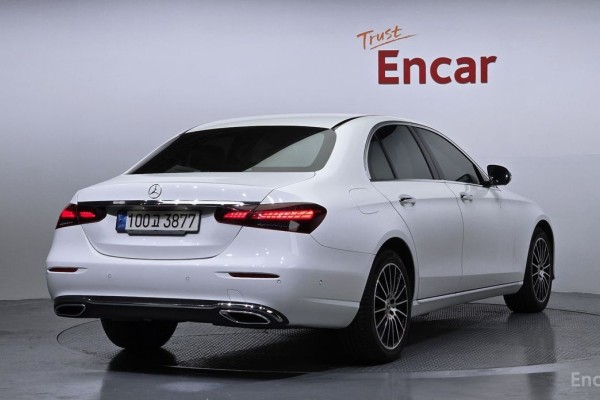 2022 Mercedes-Benz E-Класс с пробегом 54 532 км