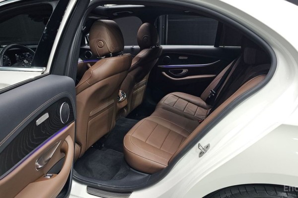 2022 Mercedes-Benz E-Класс с пробегом 47 374 км