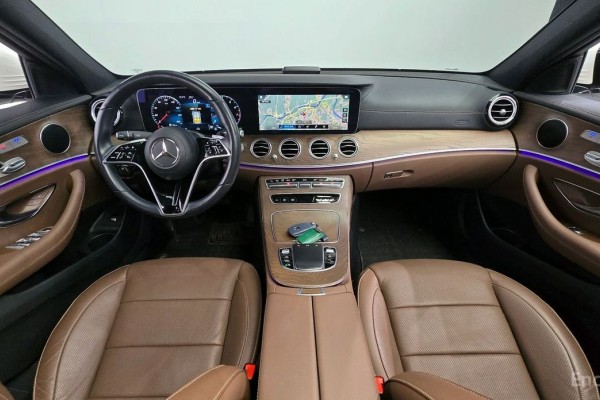 2022 Mercedes-Benz E-Класс с пробегом 54 532 км