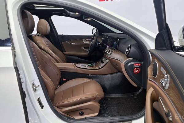 2022 Mercedes-Benz E-Класс с пробегом 54 532 км