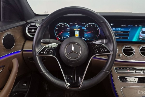 2022 Mercedes-Benz E-Класс с пробегом 54 532 км