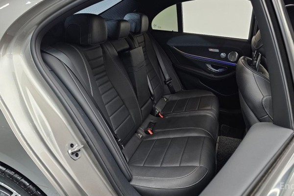2022 Mercedes-Benz E-Класс с пробегом 119 915 км