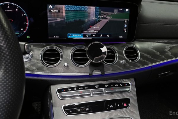 2022 Mercedes-Benz E-Класс с пробегом 69 195 км