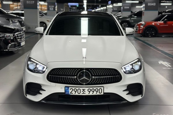 2022 Mercedes-Benz E-Класс с пробегом 53 460 км