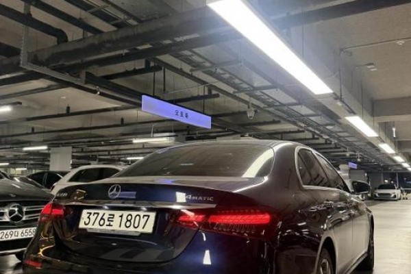 2022 Mercedes-Benz E-Класс с пробегом 54 600 км