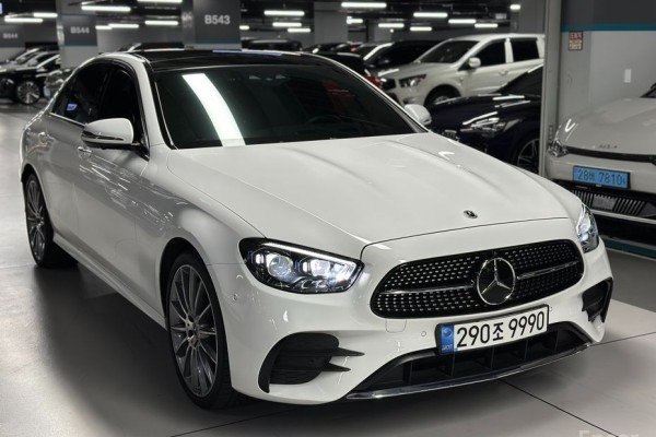 2022 Mercedes-Benz E-Класс с пробегом 53 460 км