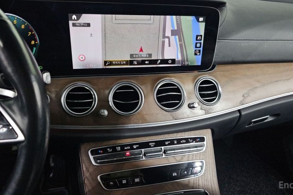 2021 Mercedes-Benz E-Класс с пробегом 124 411 км