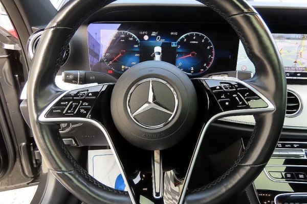 2021 Mercedes-Benz E-Класс с пробегом 83 234 км