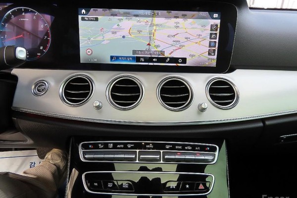 2021 Mercedes-Benz E-Класс с пробегом 83 234 км