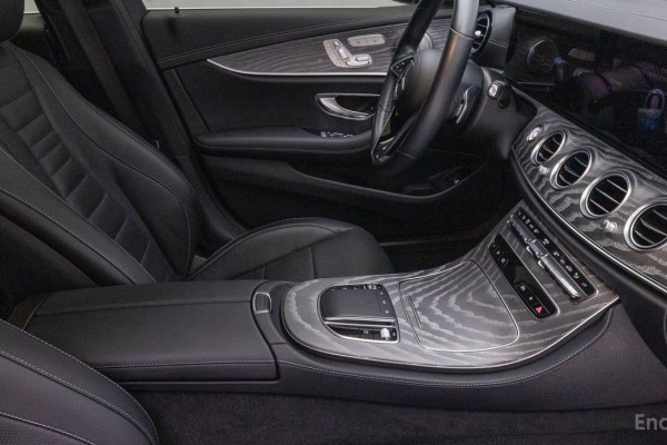 2022 Mercedes-Benz E-Класс с пробегом 57 362 км