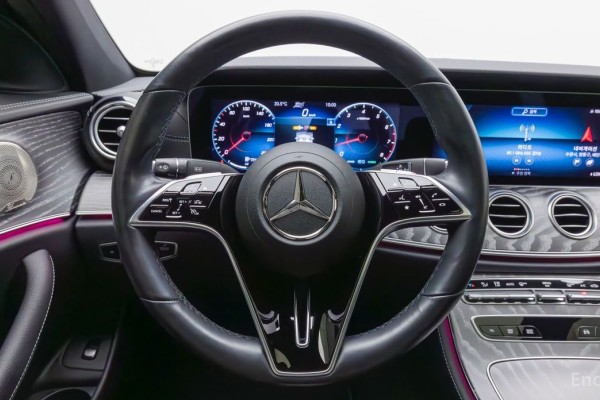 2022 Mercedes-Benz E-Класс с пробегом 57 362 км