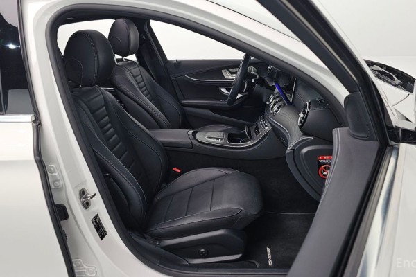 2022 Mercedes-Benz E-Класс с пробегом 42 432 км